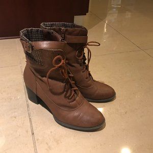 Bass-Zilla Brown Lace-Up Boots
